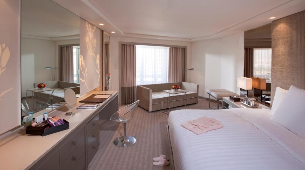 Midas Hotel And Casino Pasay Zewnętrze zdjęcie