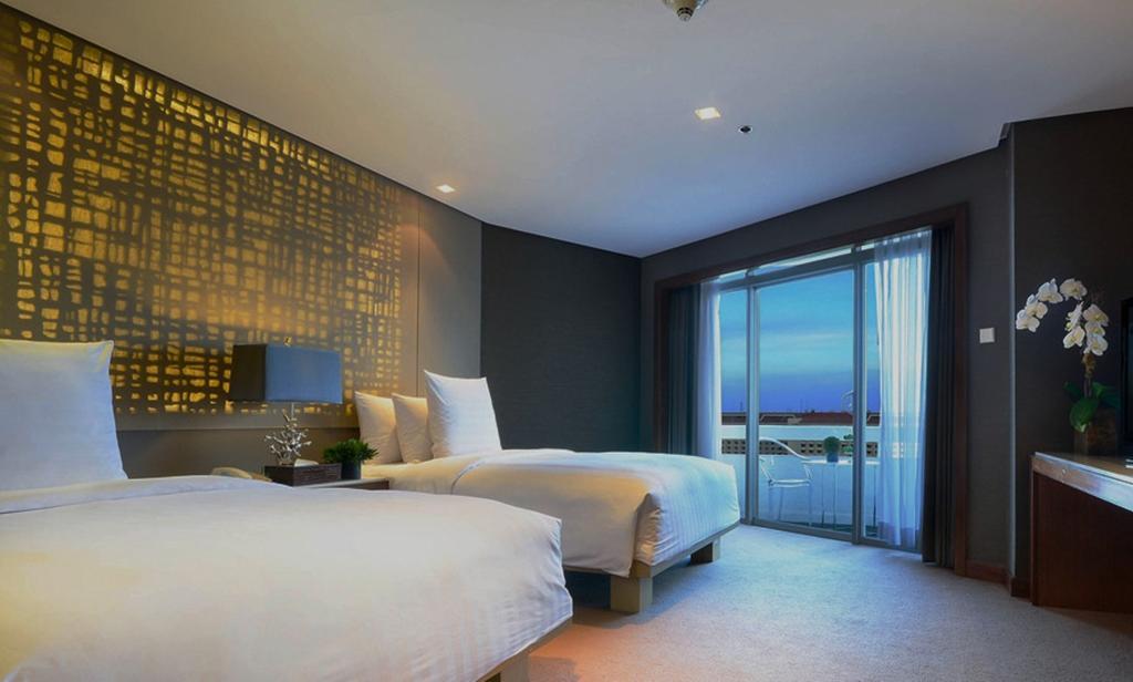 Midas Hotel And Casino Pasay Zewnętrze zdjęcie