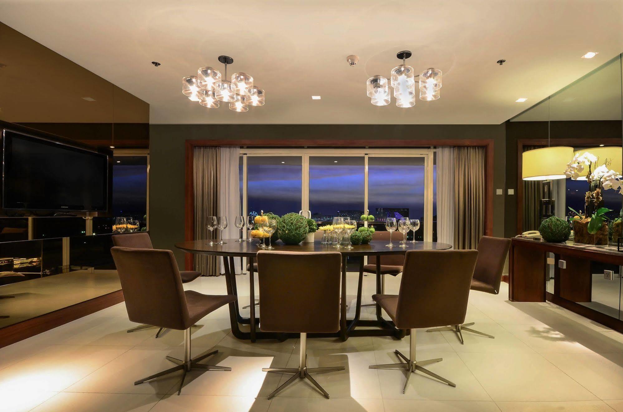 Midas Hotel And Casino Pasay Zewnętrze zdjęcie